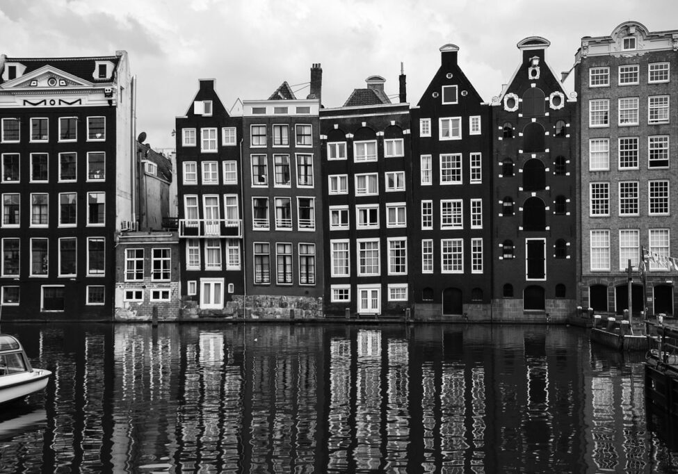 amsterdam-1682963_1280